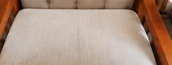 Cuci Sofa sesudah dibersihkan